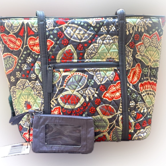 Vera Bradley Handbags - Vera Bradley 2 pc Shoulder Tote Bag & Coin purse Floral Pattern NWT